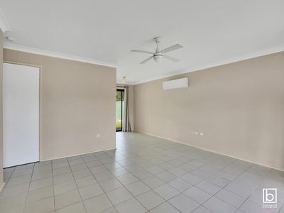 83 Ocean View Road, Gorokan