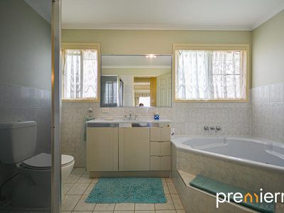 5 Hanlon Court, Collingwood Park