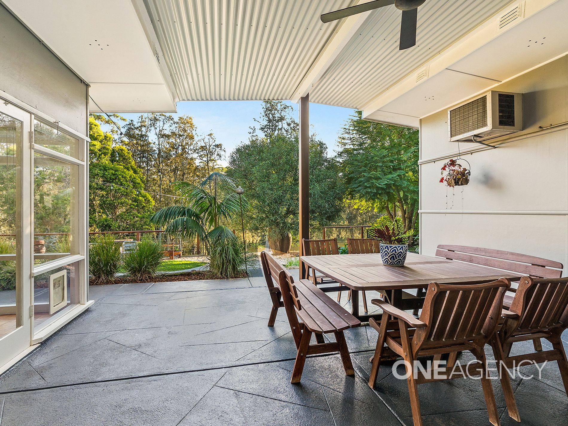 4 Bottle Brush Avenue, Bewong