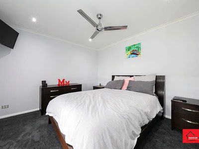 6 Linton Place, Calwell