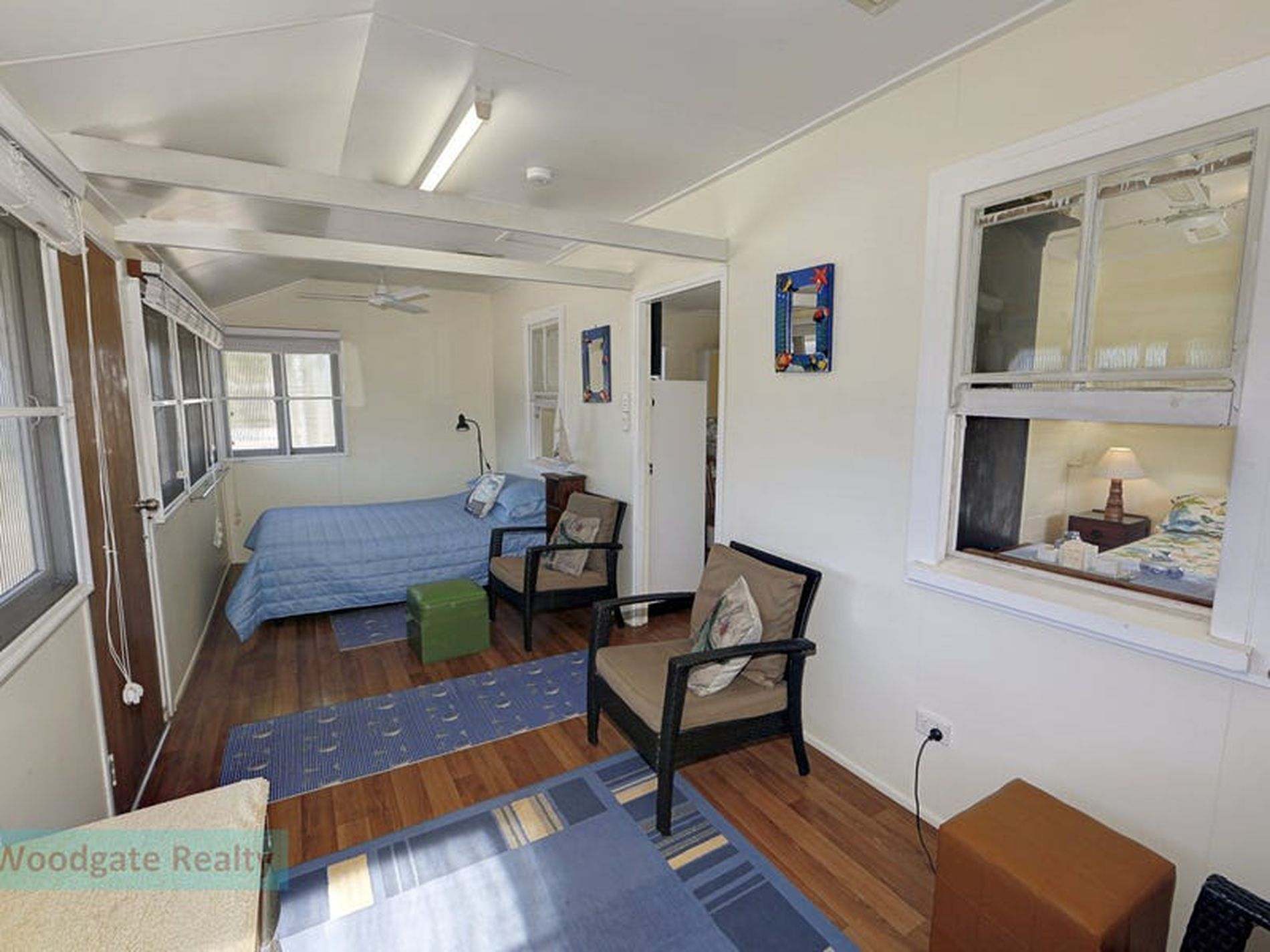 75 Esplanade, Woodgate