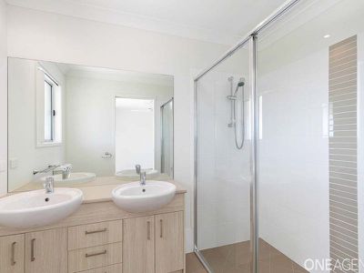 6 Evans Road, Urraween
