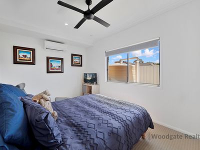 9 Sunset Avenue, Woodgate