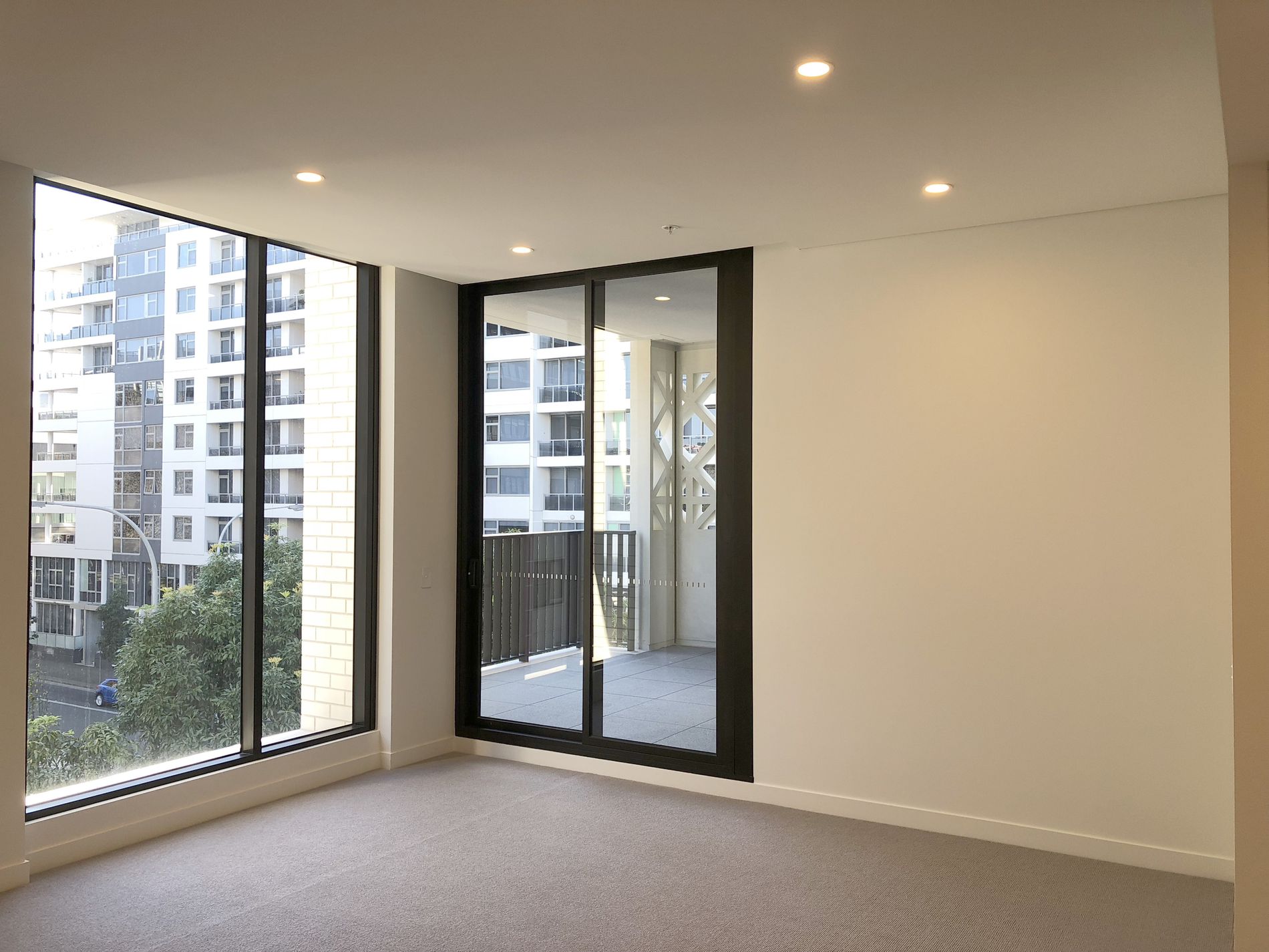 1307 / 15 Lachlan Street, Waterloo