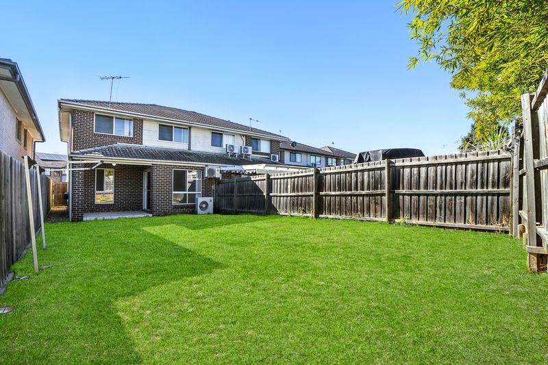 17 O'Loughlan Street, Bardia