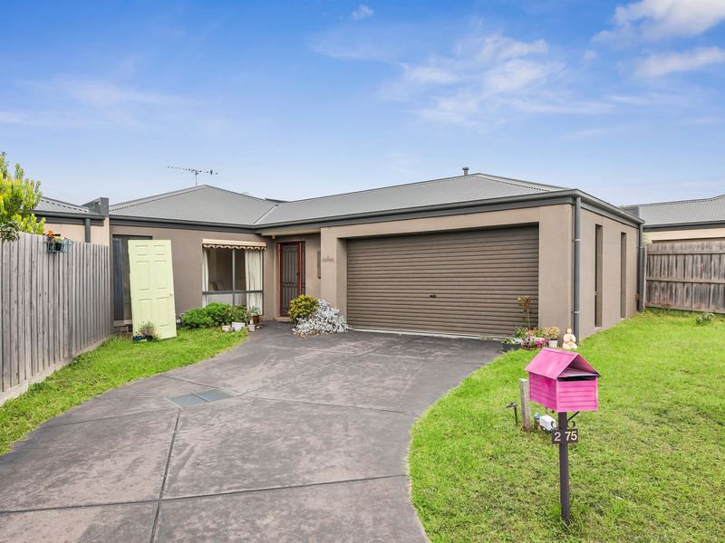 2 / 75 St Mitchell Circuit, Mornington