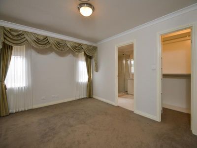 4 Warner Street, Broadwood