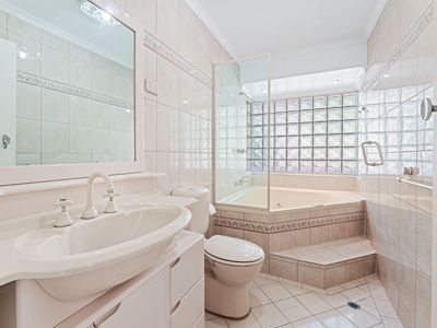 8 Fulton Crescent,, Glen Osmond