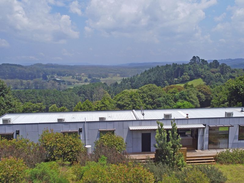 91 MISSINGHAM PARADE, Robertson