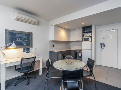114 / 1384 Dandenong Road , Hughesdale