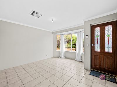 18 Hartland Way, Warnbro