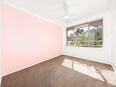 16 White Swan Avenue, Blue Haven