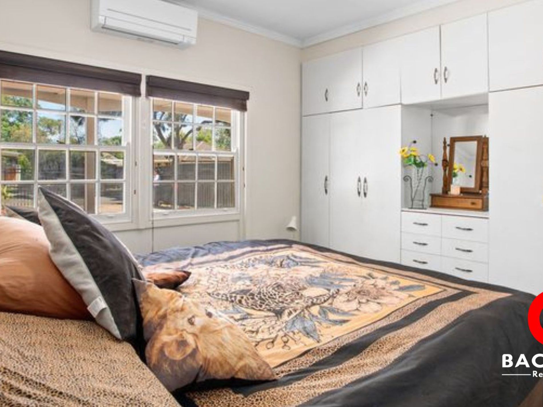 21 Saint Leonard Crescent, Elizabeth Downs