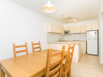 2 / 31-33 Bristol Avenue, Bicton