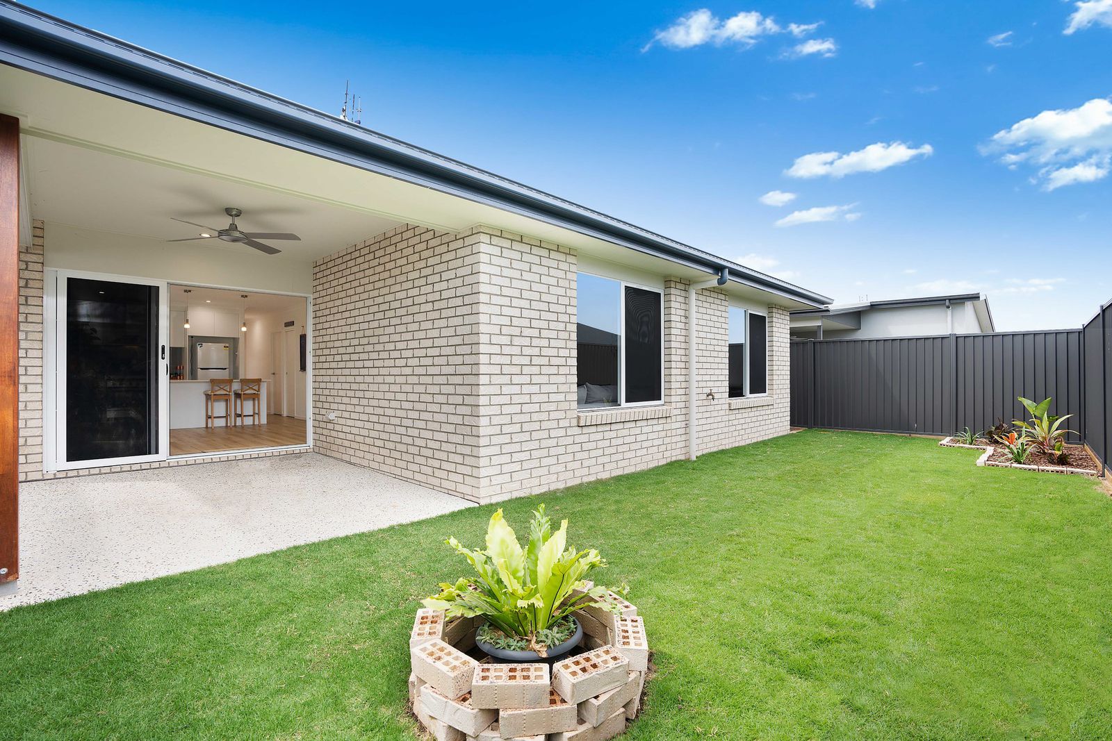 Photo 9 of 12, 29 Bendemeer Way, Palmview