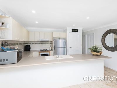 48 Pendula Cct, Forest Lake