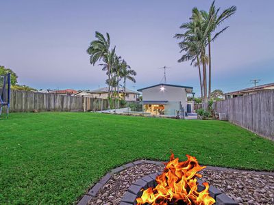 29 Greta Street, Manly West