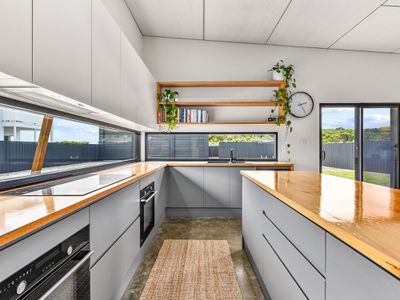 18 Mabel Street, Beachport