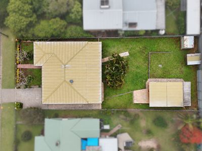 12 Mazlin Street, Atherton