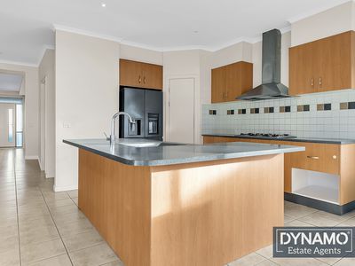 4 Pinehurst Rise, Craigieburn