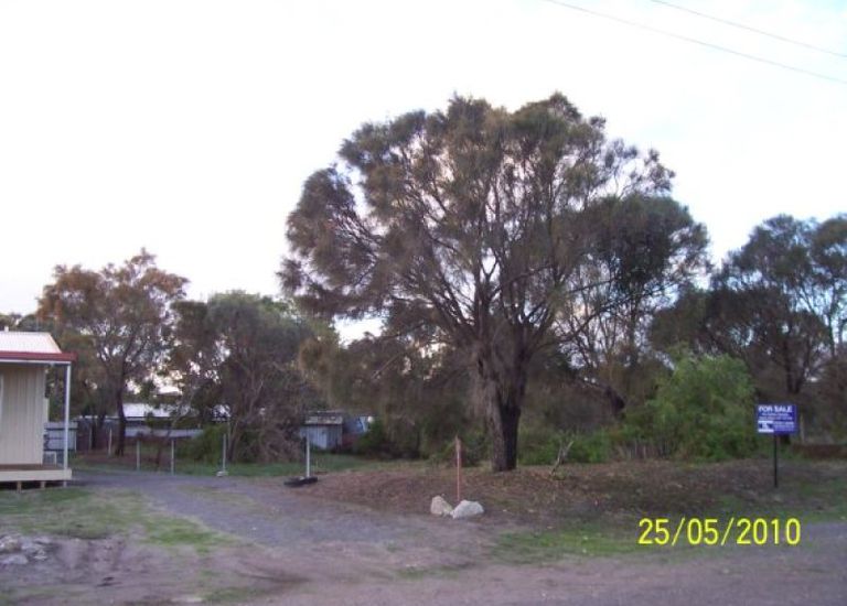 9 Mistletoe Drive, The Pines