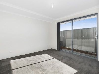 17 Persian Street, Eglinton