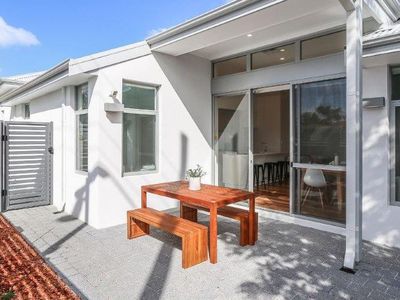 A/260 Warwick Road, Duncraig