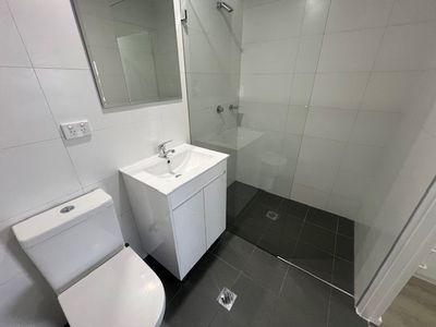 10 / 67 Bathurst Street, Liverpool