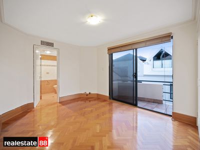 10 Macey Street, East Perth