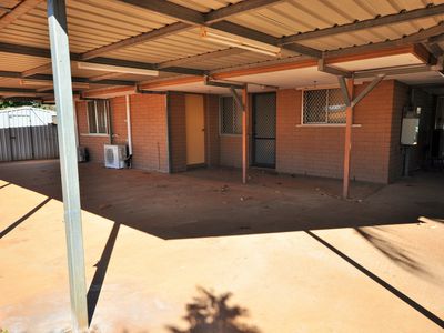 6 Beagle Place, South Hedland