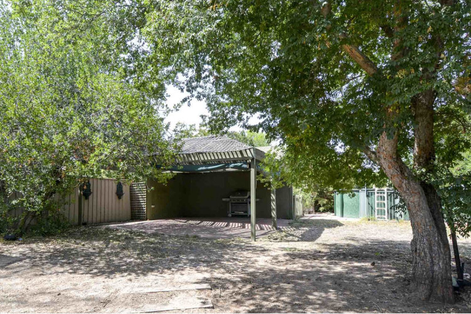 28 Dooen Road, Horsham
