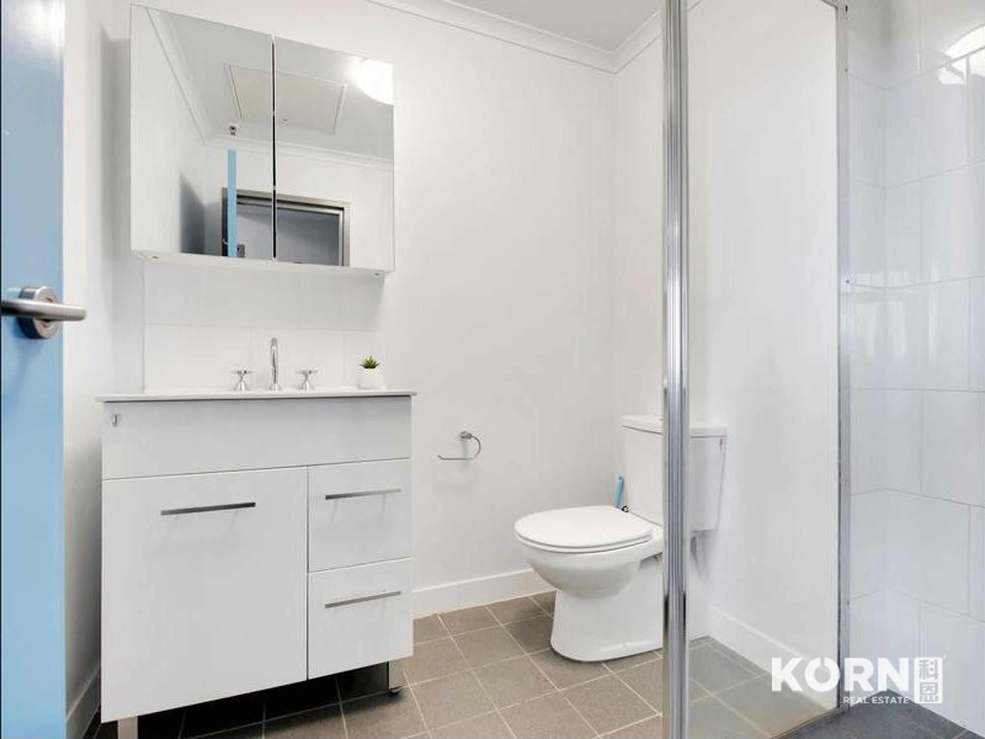 1004 / 15 Synagogue Place, Adelaide