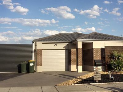 22 Jonah Parade, Deer Park