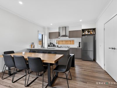 83 Merindah Boulevard, Deanside