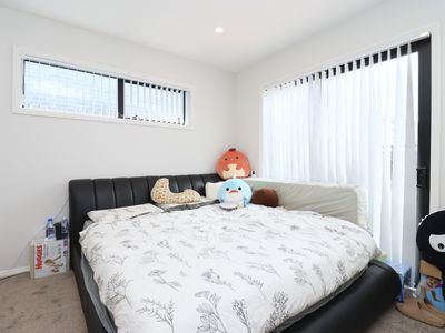 18 Southridge Road, Flat Bush