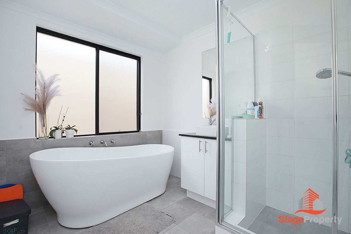 18 Arneis Avenue, Dayton