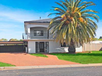 17 Doncaster Avenue, Dubbo