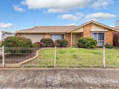 17 Whitsunday Drive, Hoppers Crossing