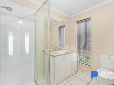 9 Irontree Close, Kangaroo Flat