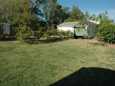 15 QUAIL STREET, Longreach