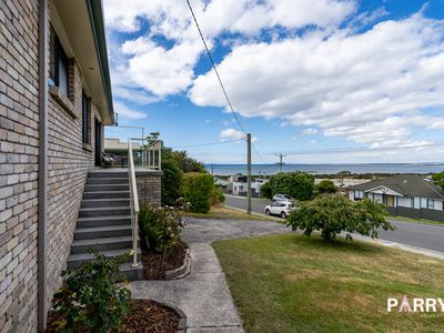 40 Emma Street, Bridport