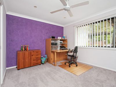 7 Torquay Drive, Lake Tabourie