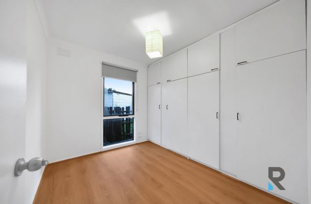 1 / 17 Shandeen Court, Meadow Heights