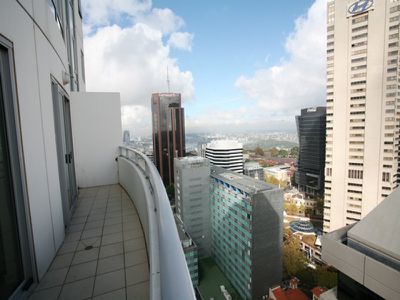 2403 / 77-81 Berry Street, North Sydney
