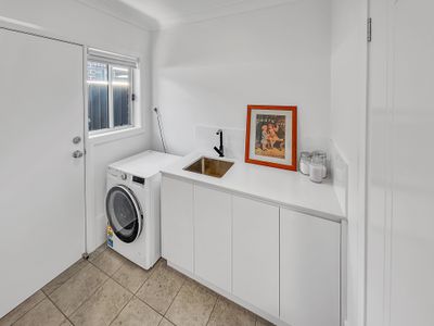 70 Azure Avenue, Dubbo
