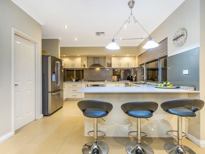 5 Emperor Way, Yanchep