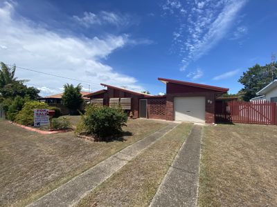 22 Cooloola Crescent, Urangan