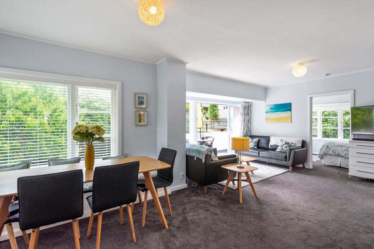 25 Golf Road, Paraparaumu Beach
