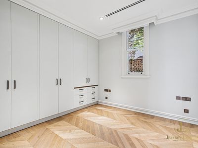 2 / 147 Darling Point Road, Darling Point