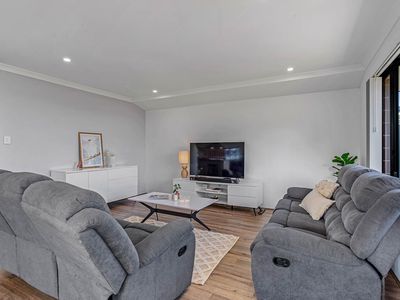 24 Berican Parade, Hilbert
